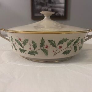 Lenox Holiday White Plate